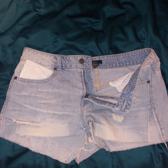 Forever 21 mid rise shorts - Picture 1 of 1